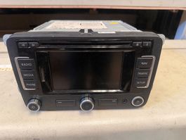 VW, Skoda, Seat Naviradio RNS 315 mit BT und DAB