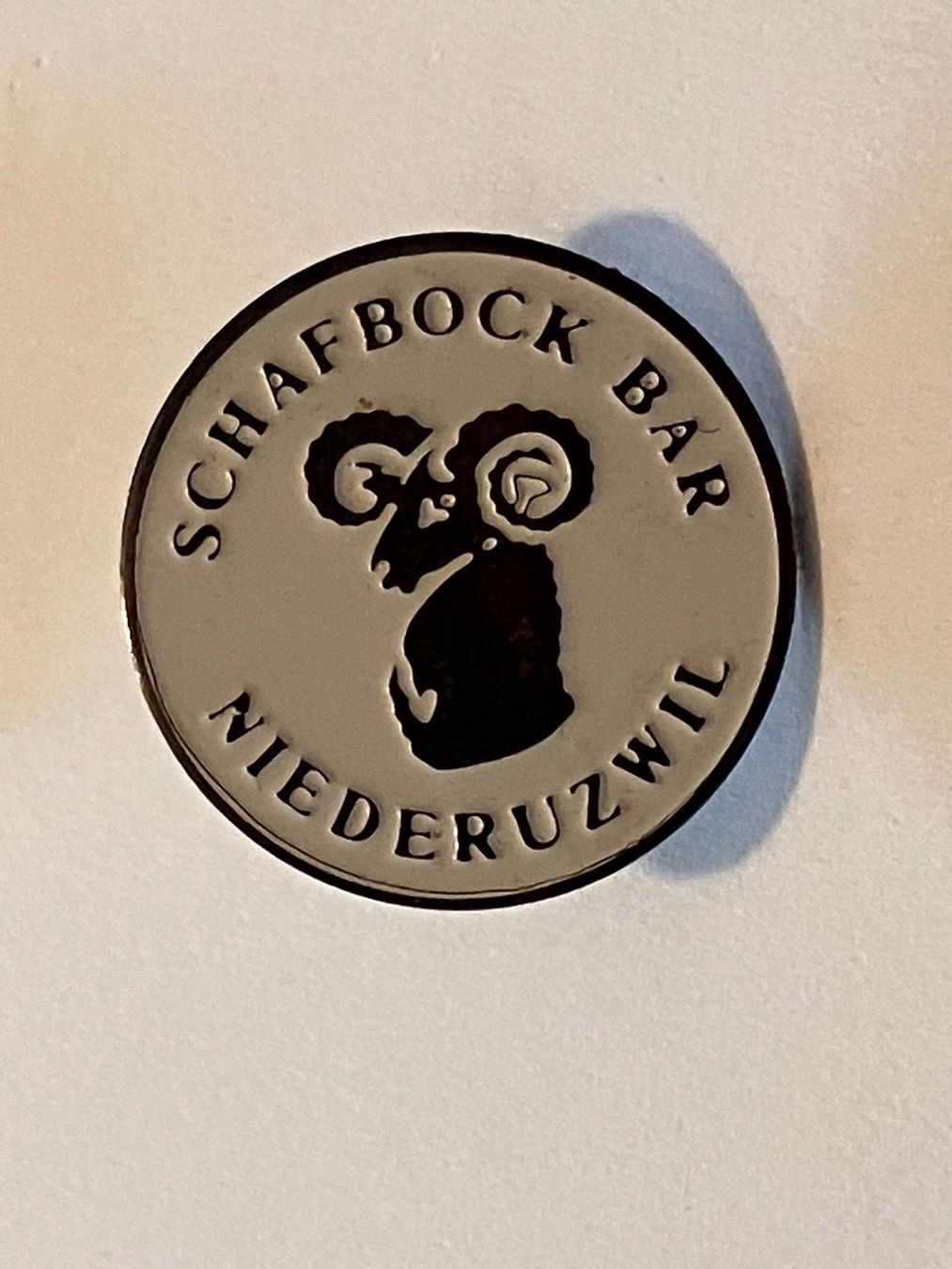 Placchette & Badge: 1 Pin Schafbock Bar Niederuzwil – Usato da Basel venduto da djwwpp