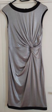 Luxus Gina Bacconi Abendkleid Silber – Gr. L/40 – NP 440.-