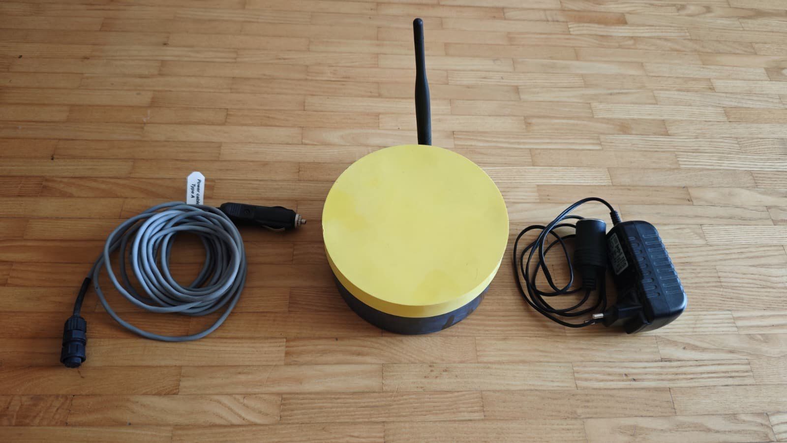 Funktechnik: Traktor GPS / FieldBee L2 – Gebraucht aus Montsevelier von jem_zr6q