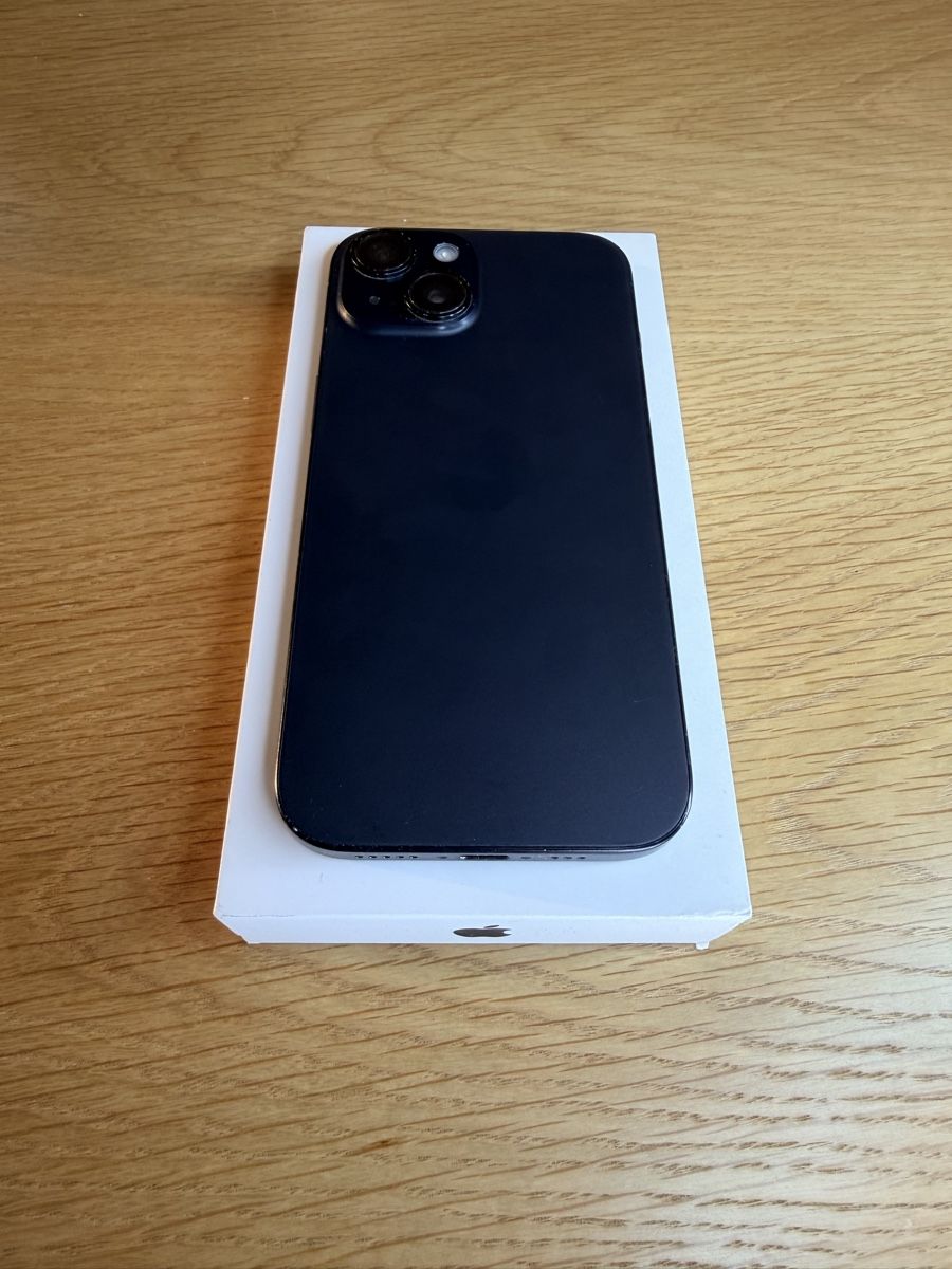 Apple Handys / Smartphones: Funktioniert Einwandfrei / IPhone 15 / 256 GB – Gebraucht aus Kirchberg BE von Vintagechillemi 5