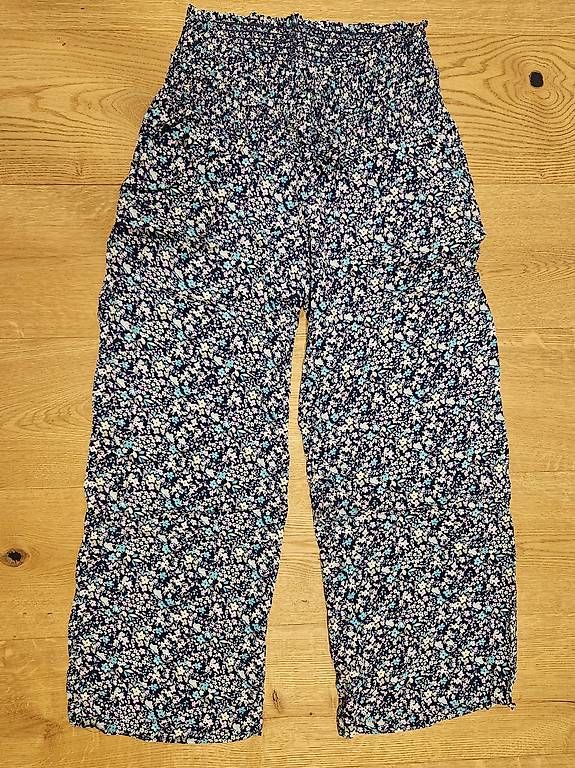 Pantaloni: Sommerliche Schwangerschaftshosen Gr. 40 – Usato da Götighofen venduto da nanita85 3