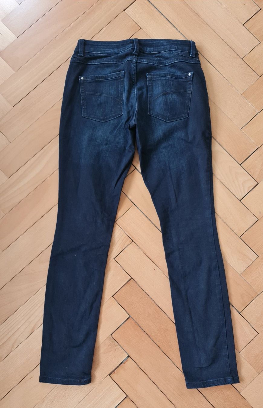 C&A Jeans: Dunkelblaue Jeans Gr. 36 – Usato da Kriens venduto da ..stx.. 1