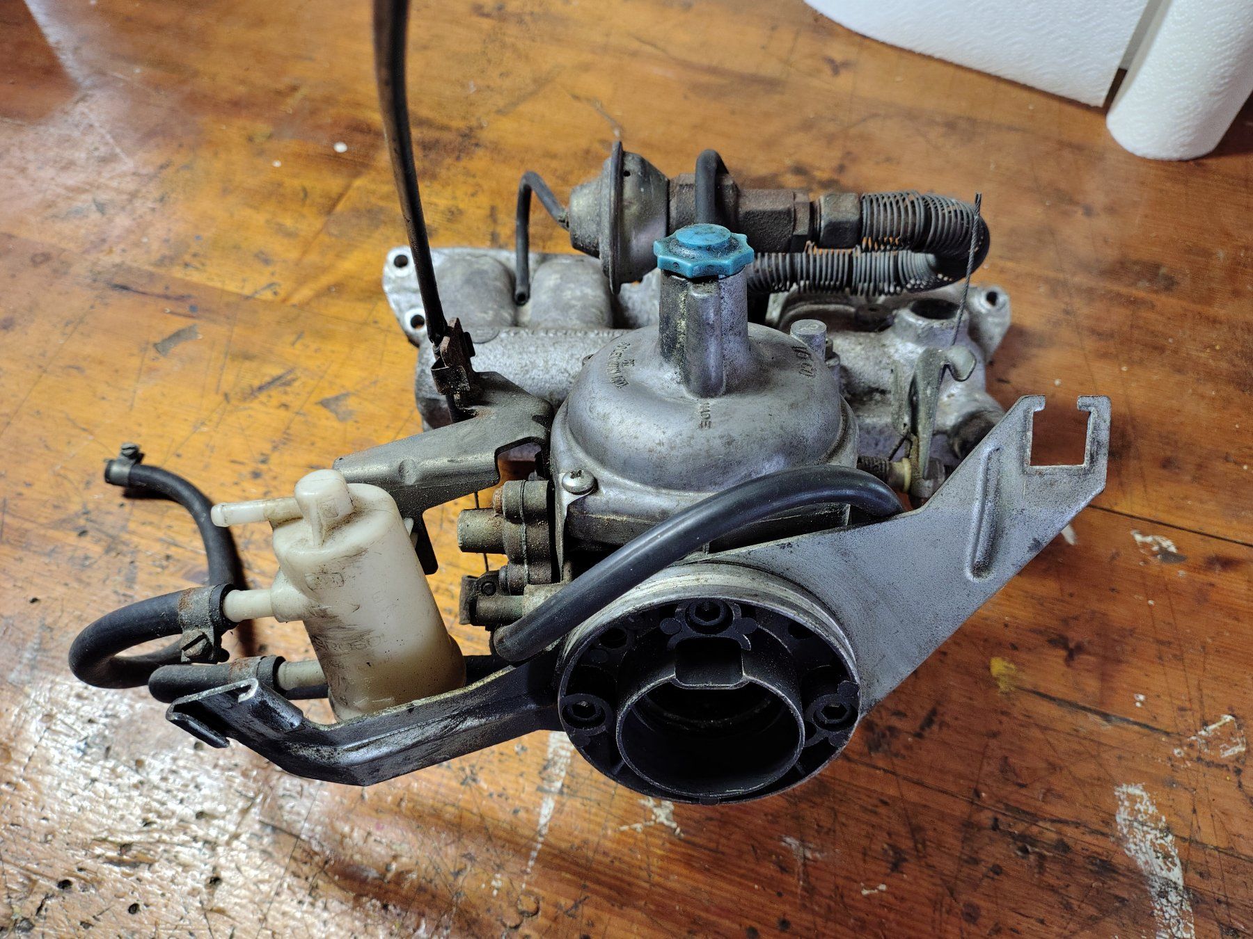 Saab Toutes les pièces auto: Saab 90 / 900 Solex Vergaser – D'occasion à Schwyz par dealomane2007 1
