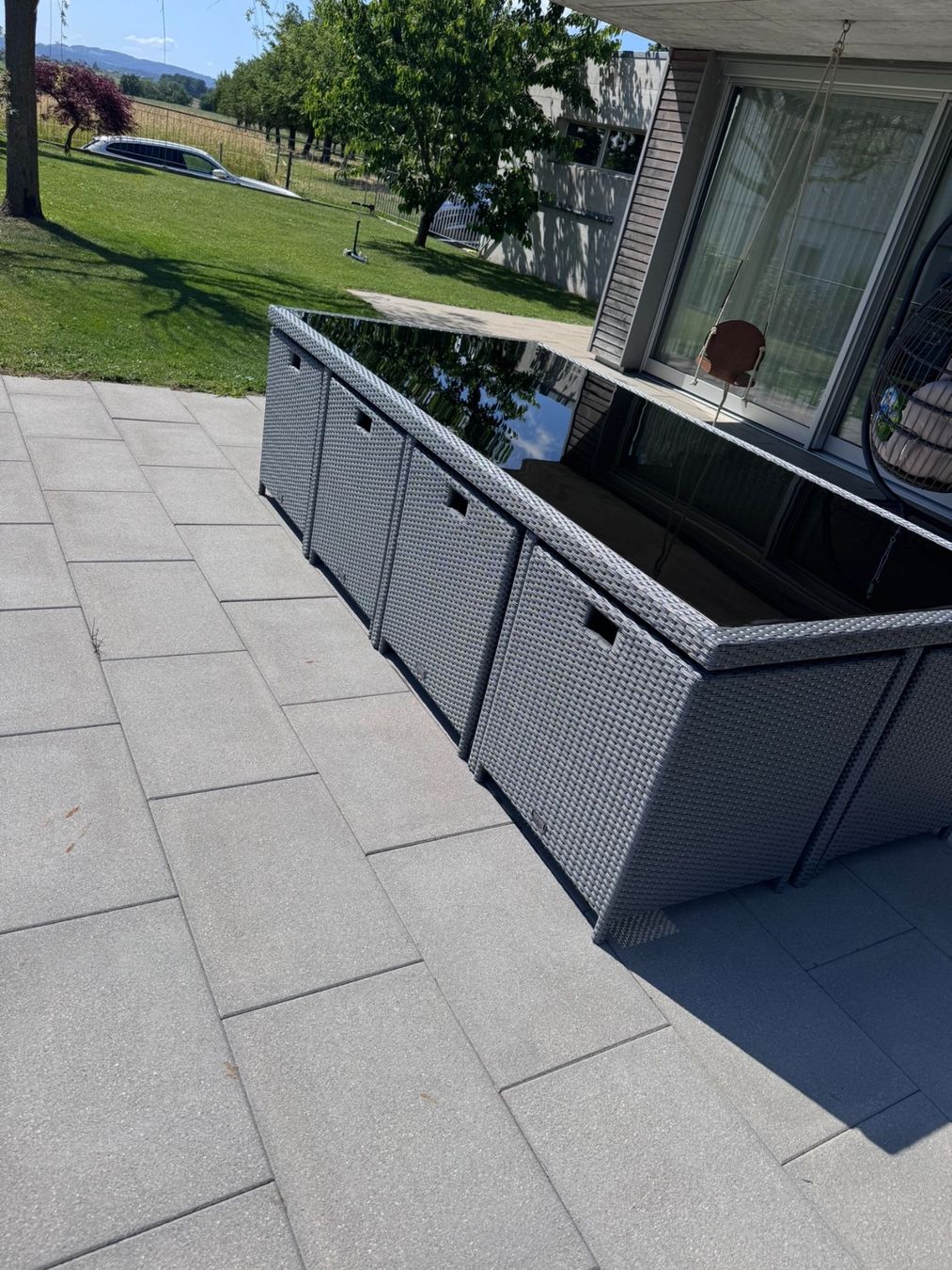 Set di tavolo e panche: Gartentisch mit Stühlen und Hockern, Rattan – Usato da Märstetten venduto da kon_jy9k 2