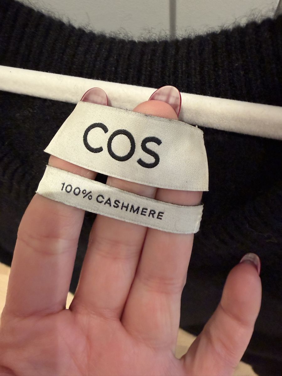 Cos Pullover & Sweatshirts: COS Pullover | 100% Kaschmir | schwarz | S – Gebraucht aus Wettingen von Lamadeux 1