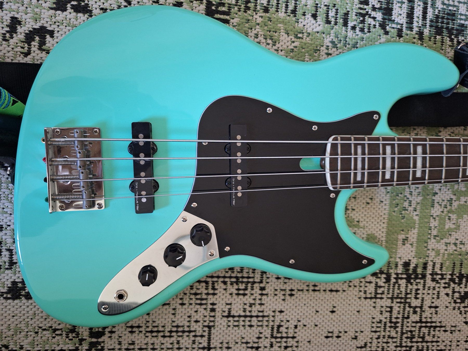 Instruments de musique: Sire Marcus Miller V5 4-Saiter Bass – D'occasion à Zürich par a6b_5tty 7