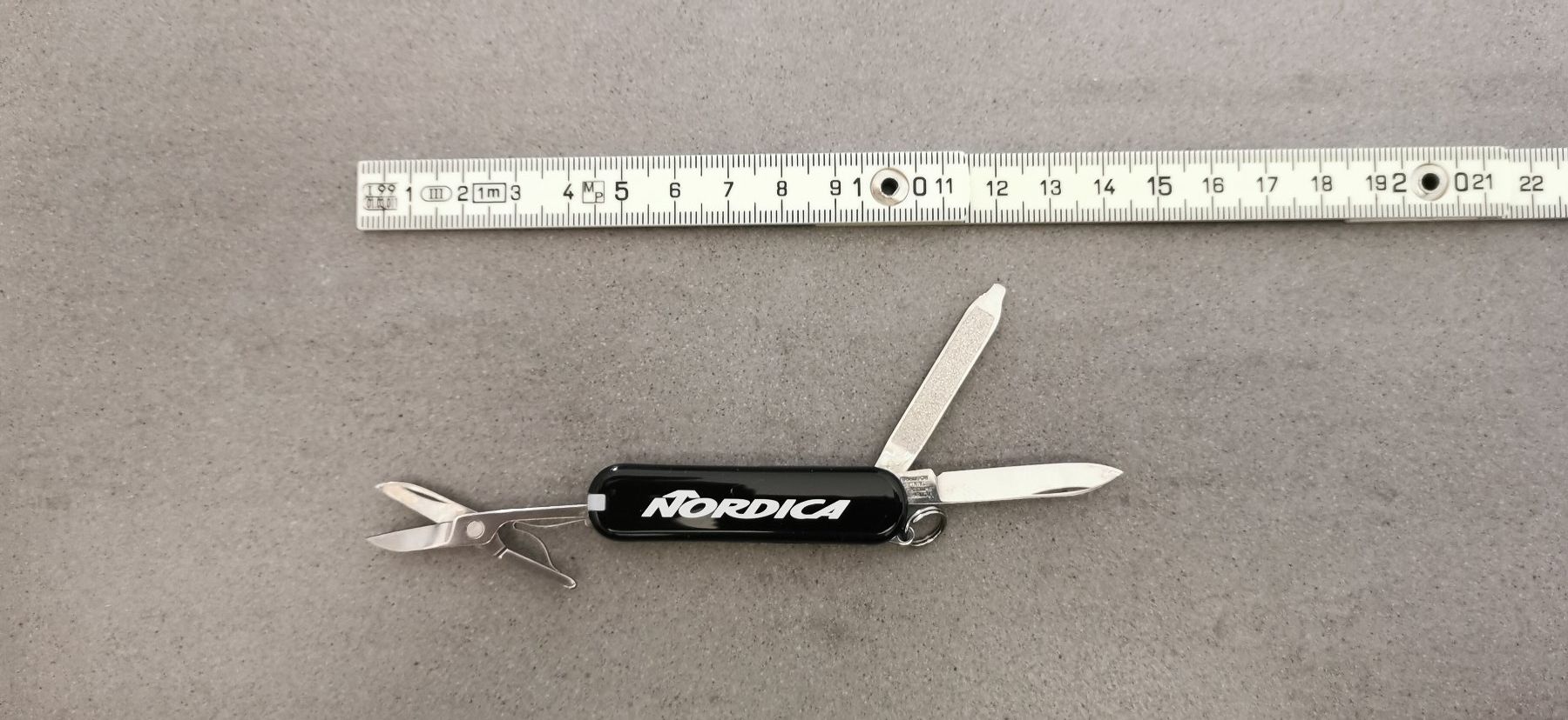 Victorinox Coltelli tascabile: Victorinox Taschenmesser – Nuovo (secondo la descrizione) da Zürich venduto da Bluemex 1