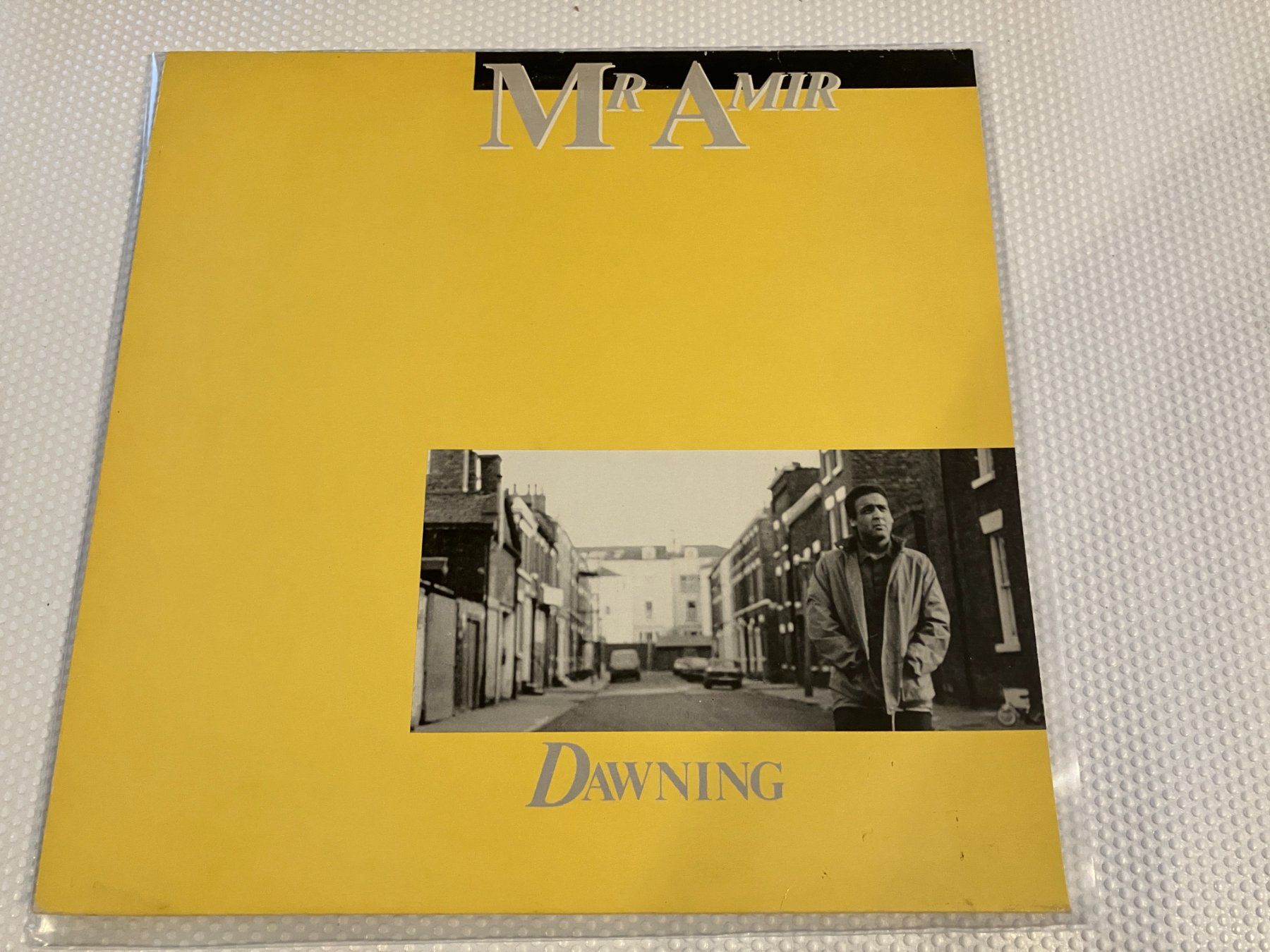 Dischi in vinile: Mr Amir – Usato da Aarwangen venduto da Jukebox3