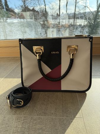 Elegante Liu Jo Handtasche. Das perfekte Accessoire! Wie NEU