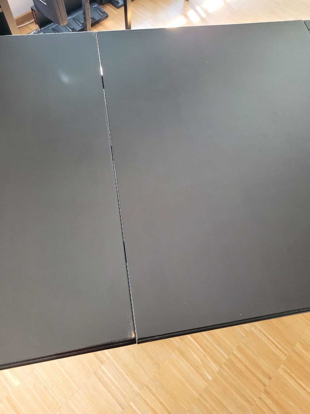 Tische: Klapptisch schwarz, mit Schublade – Gebraucht aus Uster von 13smiley13 3