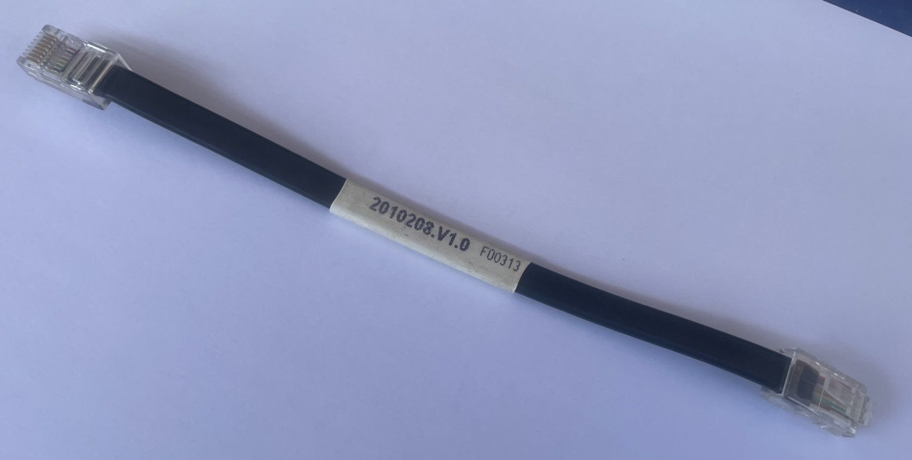 Câbles: LAN Ethernet Patch Kabel 20cm flach RJ45 – D'occasion à Hinwil par RomRay