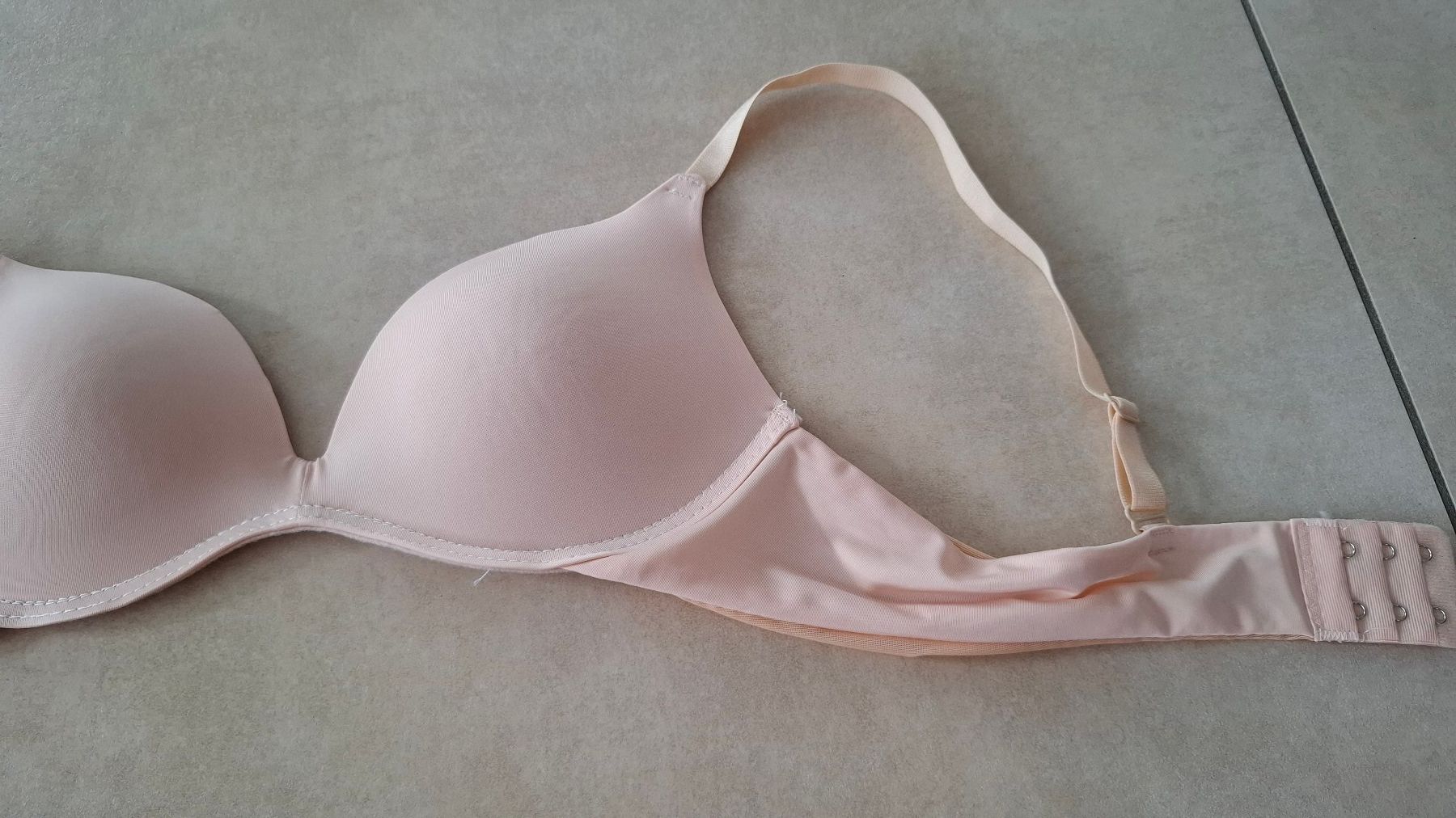 Sonstige Unterwäsche: BH - Grösse S – Neu und originalverpackt aus Rickenbach b. Wil von VeryLovelyThings 2