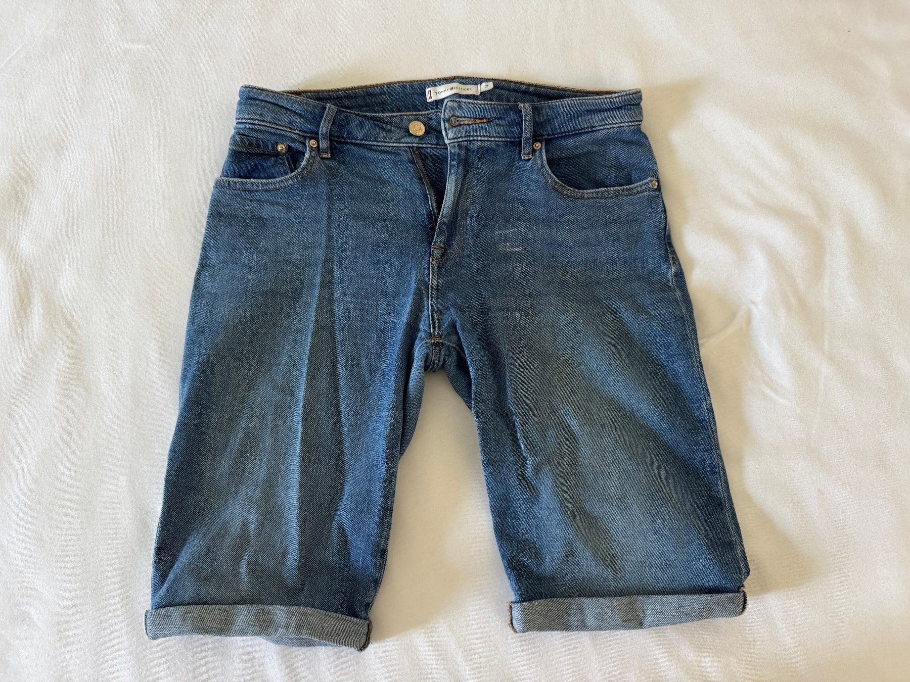 Tommy Hilfiger Jeans: Tommy Hilfiger - Shorts – Nuovo (secondo la descrizione) da Zürich venduto da odi_ldv8
