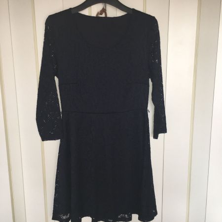 Spitzenkleid, dunkelblau, Gr. S, m.Gürtel