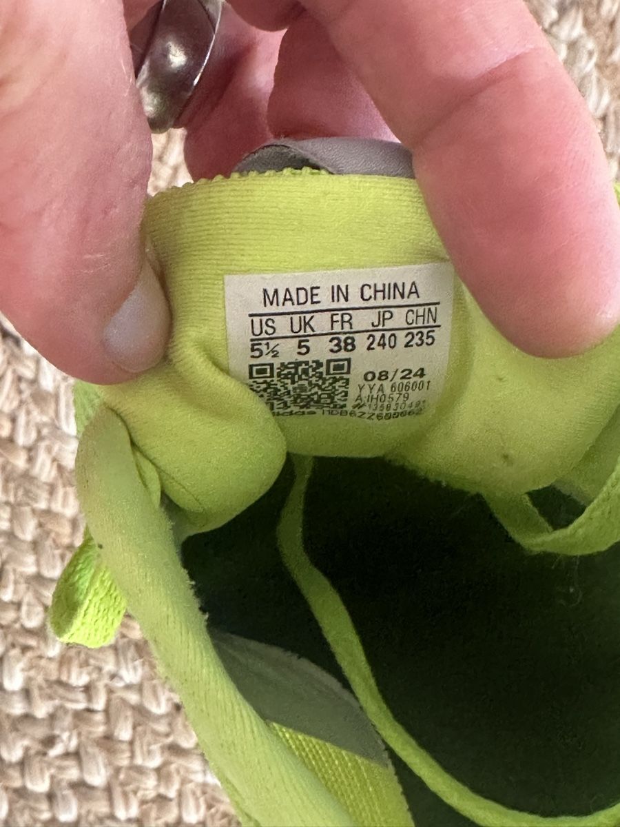 Adidas Chaussures hommes: Nagelschuhe Adidas – D'occasion à Ostermundigen par Clood 3