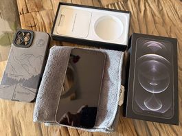 iPhone 12 Pro 128 GB - Neuwertiger Zustand