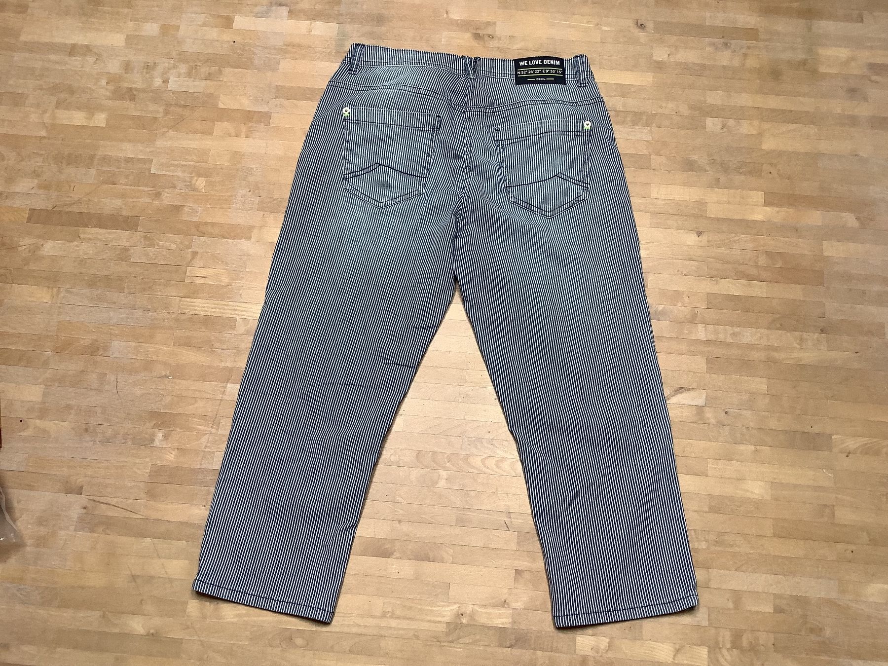 Cecil Jeans: Cecil, 7/8  Jeans, gestreift, Gr.29 – Nuovo (secondo la descrizione) da Winterthur venduto da Beat8344 1