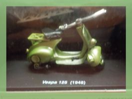 Vespa 125 (1948) New-Ray, Sammlerstück, Top Zustand! (54)