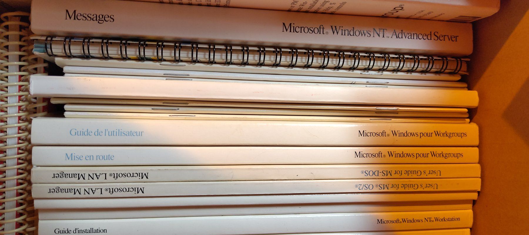 Software: Novell Netware, manuels et software – Usato da Bassins venduto da mazette13 5