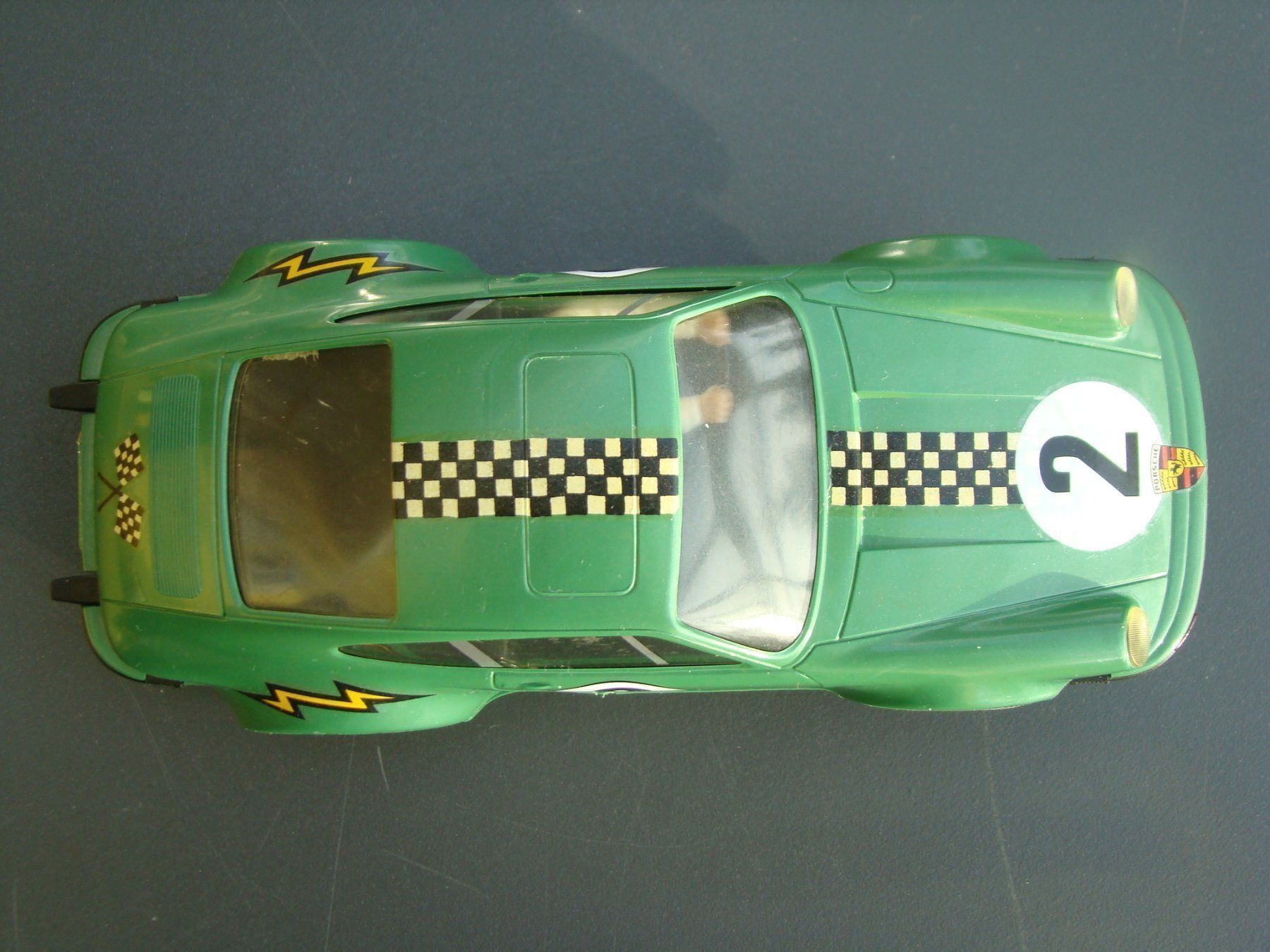 Automobili: Fleischmann Porsche 911 Racing cool – Usato da Walzenhausen venduto da Vanquish711 5