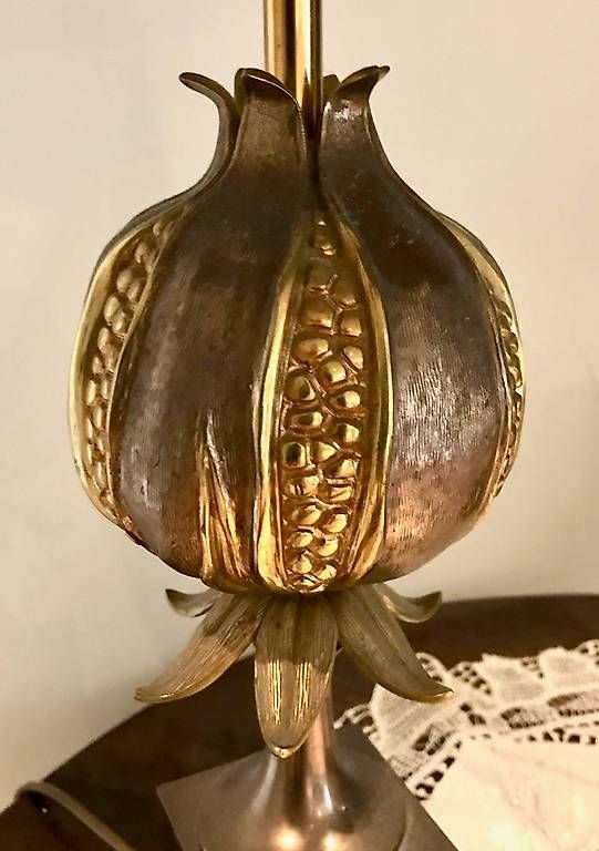 Lampade: Lampe Charles modèle grenade – Usato da Le Mont-sur-Lausanne venduto da pasassez 1