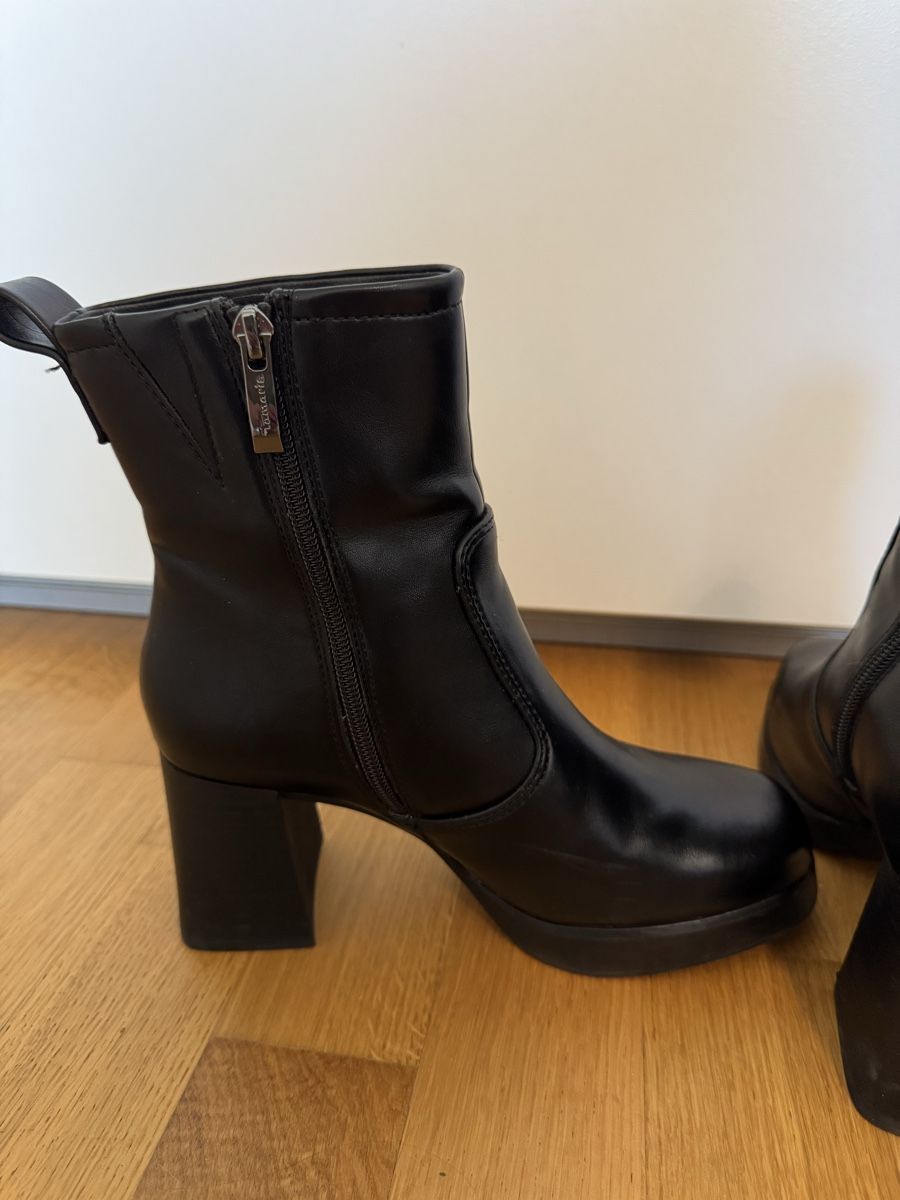 Chaussures femmes: Stiefeletten mit Absatz  – Neuf (Voir description) à Beringen par ste_bh8w 3
