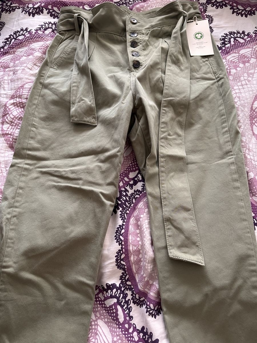 Sezane Pantaloni: Hose Sezane Anderson – Nuovo (secondo la descrizione) da Zürich venduto da katya_noia