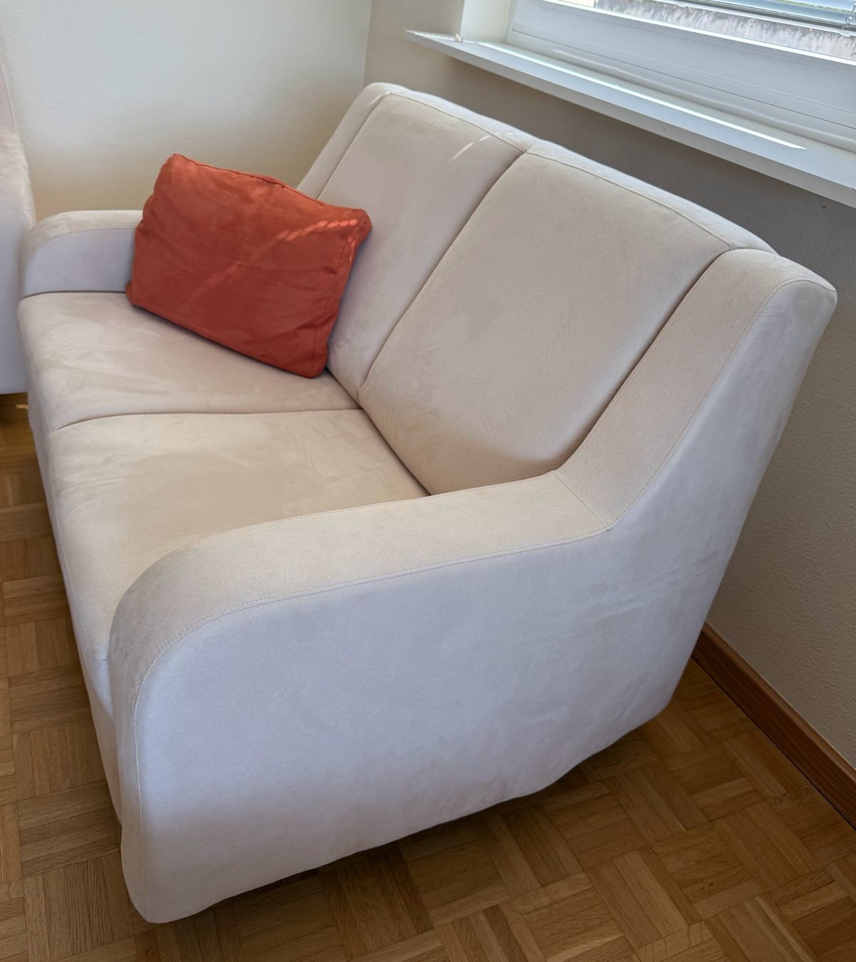 Pfister Sofas: Sofa 2-Sitzer, Mikrofaser, Beige – Gebraucht aus Uerikon von TT51 1