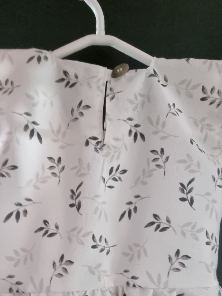 Vestiti & Gonne: Kleid für Mädchen – Nuovo e nell'imballaggio originale da geroldswil venduto da Gumball1 3