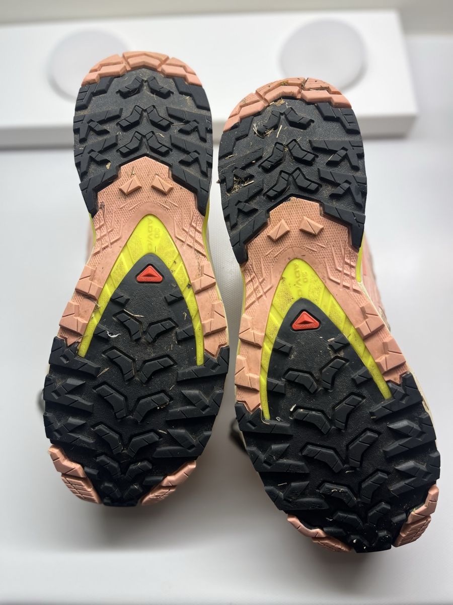 Salomon Damenschuhe: Trekkingschuhe Salomon – Gebraucht aus Dielsdorf von jes_9kx7 2