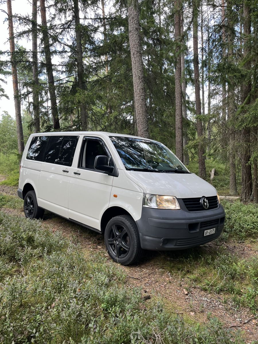 VW Automobili: VW T5 9Plätzer mit mfk und Service – Usato da Teufen AR venduto da gia_lk2f 1