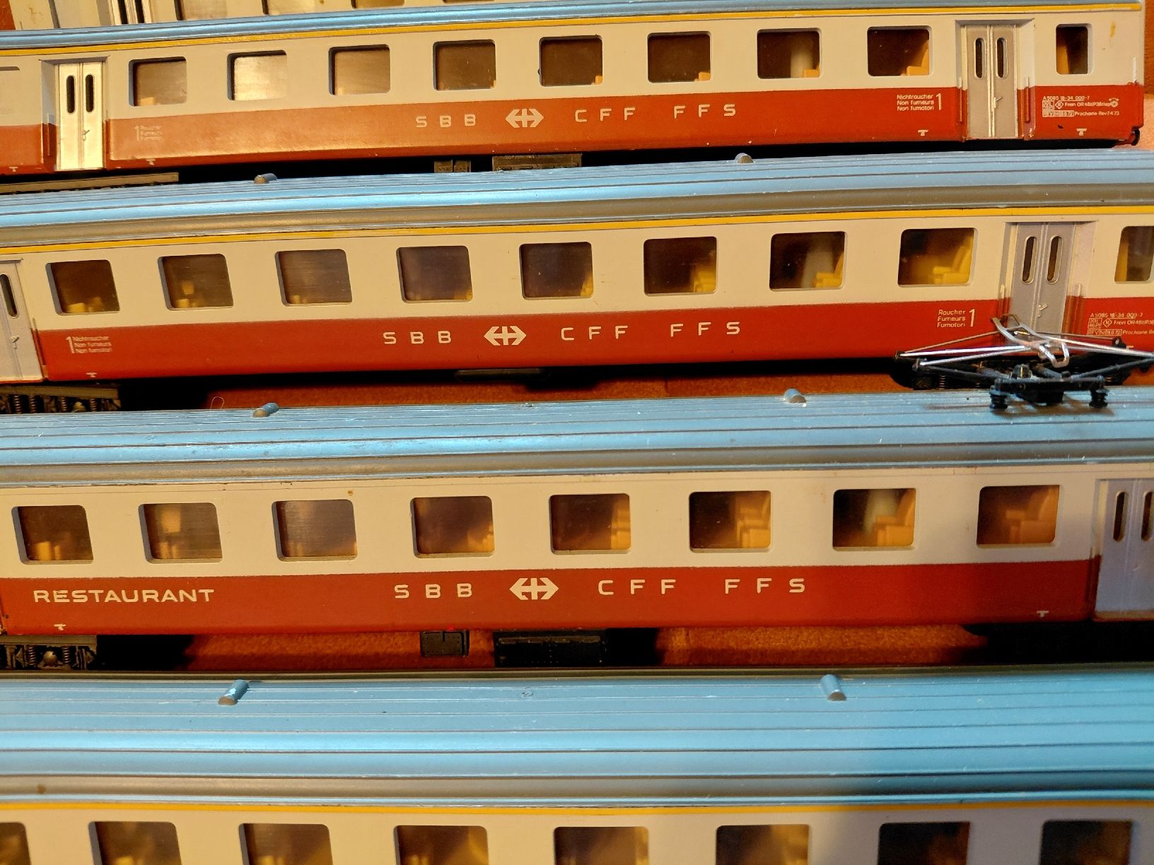 Lima Modellini di ferrovie: 7 Personenwagen von Lima – Usato da Balterswil venduto da mauz71 2