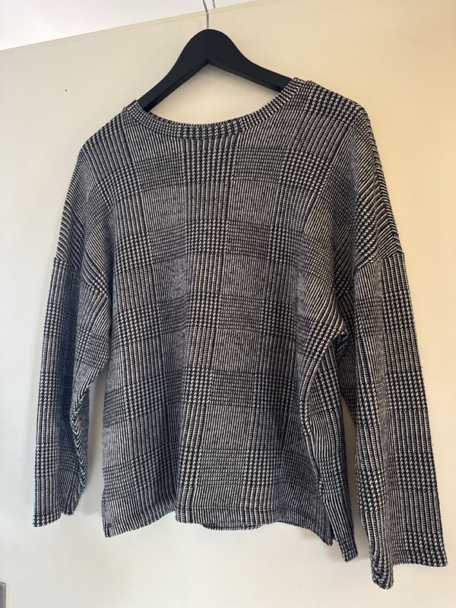 Zara Camicette: Zara Bluse, Grösse M, Schwarz-Weiss Muster – Usato da Gersau venduto da Second-Hand-Shop