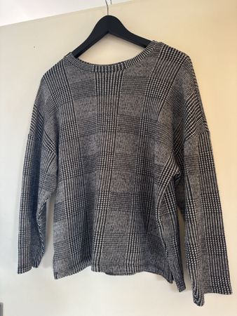 Zara Bluse, Grösse M, Schwarz-Weiss Muster