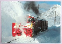 Elektroschneeschleuder X rot et 9218 der RhB