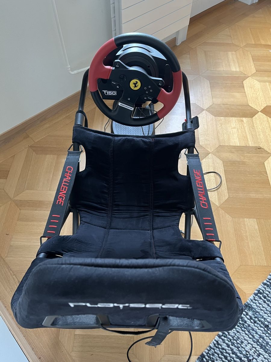 Thrustmaster Controller: Thrustmaster T150 Ferrari + Playseat Challenge - Komplettset – Usato da Zürich venduto da Springsale 1