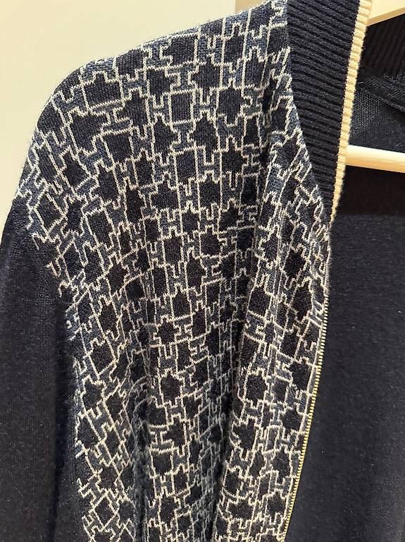 Hermès Pulls & Sweat-shirts: Hermes Cashmere/Silk Sweater - Size L – D'occasion à Schübelbach par Rahnmont 3