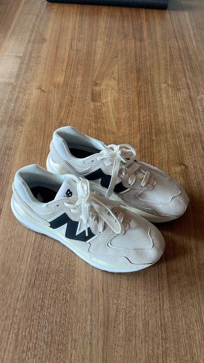 New Balance Scarpe da uomo: Sneaker New Balance 57/40 – Nuovo (secondo la descrizione) da Belp venduto da jon_y6sj