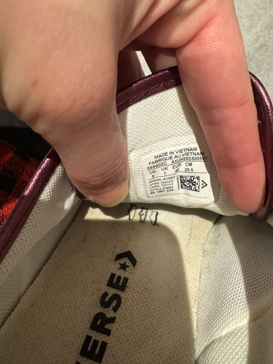 Scarpe da donna: Glitzer Converse All Stars, Gr. 40 – Nuovo (secondo la descrizione) da Holziken venduto da BlackCrow 3