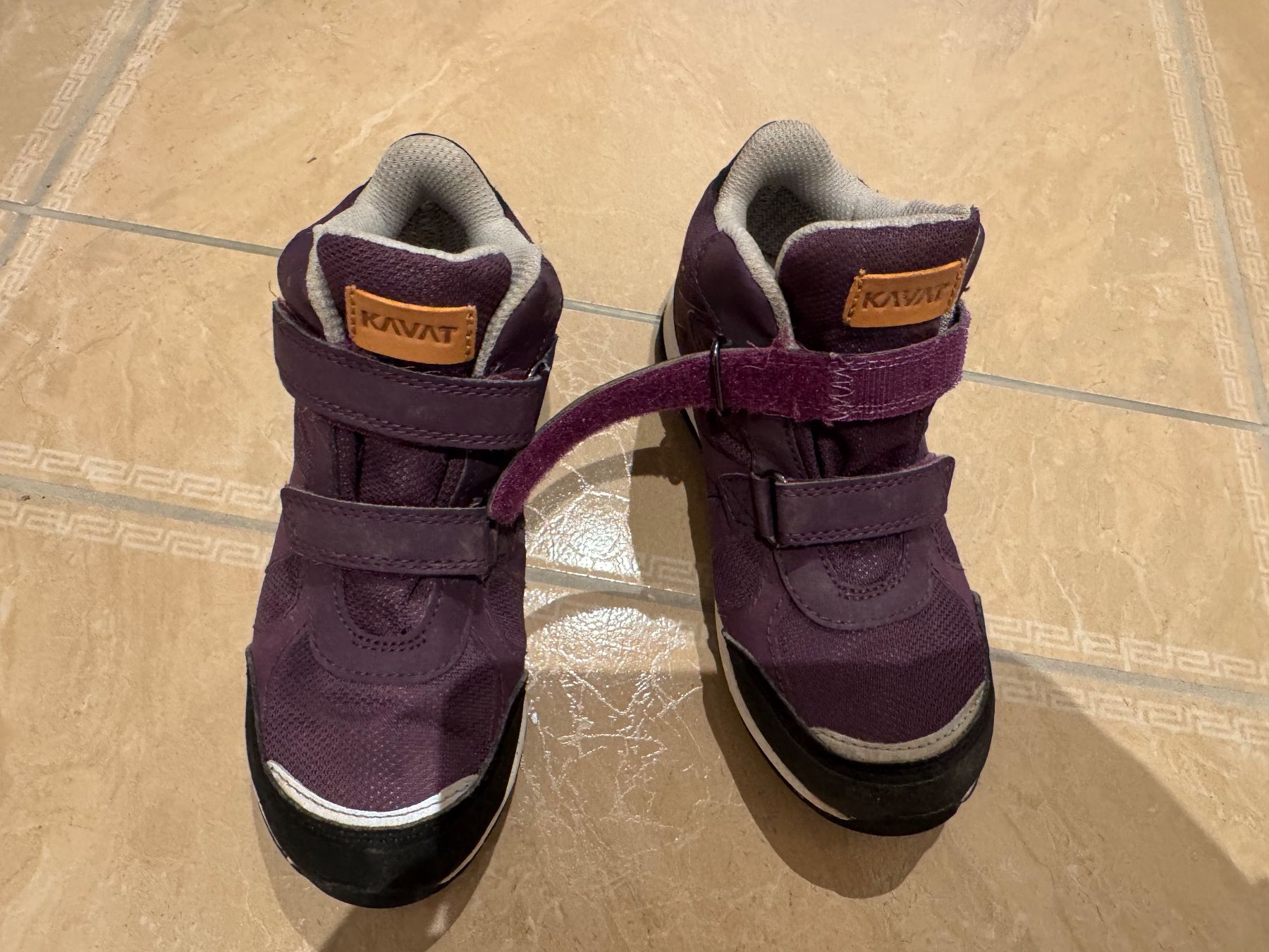 Scarpe per ragazze: Kavat Vattentät wasserfeste Schuhe, 31 – Usato da Klingnau venduto da Markus14 1