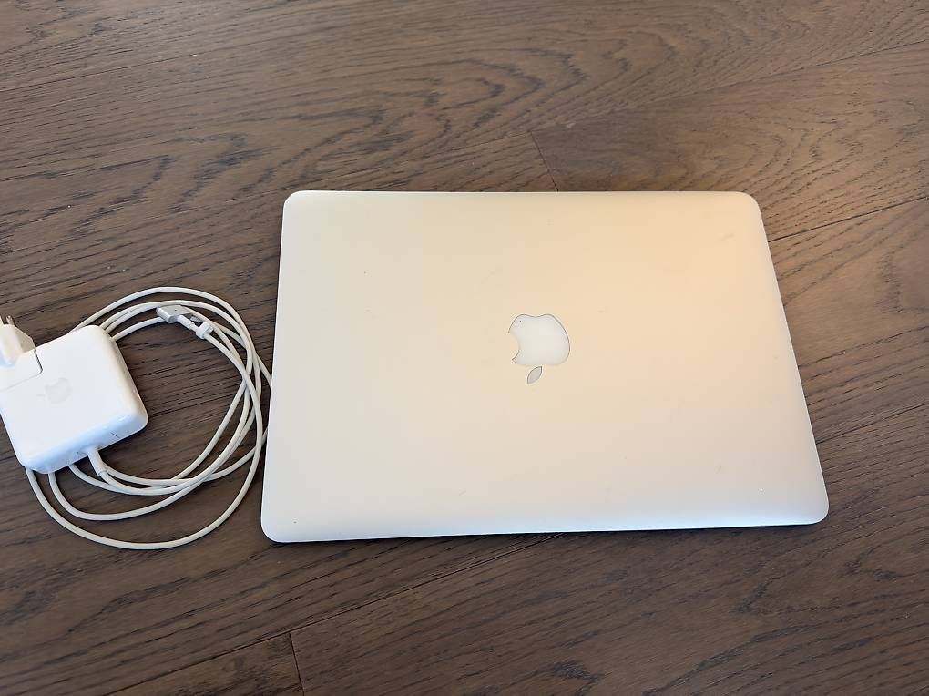 Apple : MacBook Air 13 – Gebraucht aus Zürich von Phinchen317 1