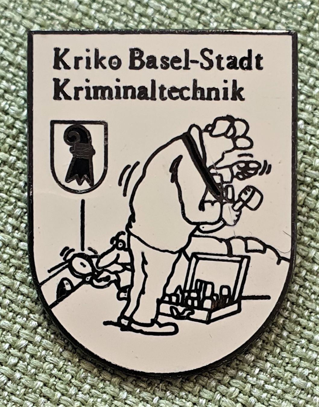 Placchette & Badge: P248 - Pin Polizei Kriko Basel-Stadt Kriminaltechnik – Usato da Reinach BL venduto da Boston-Verkauf