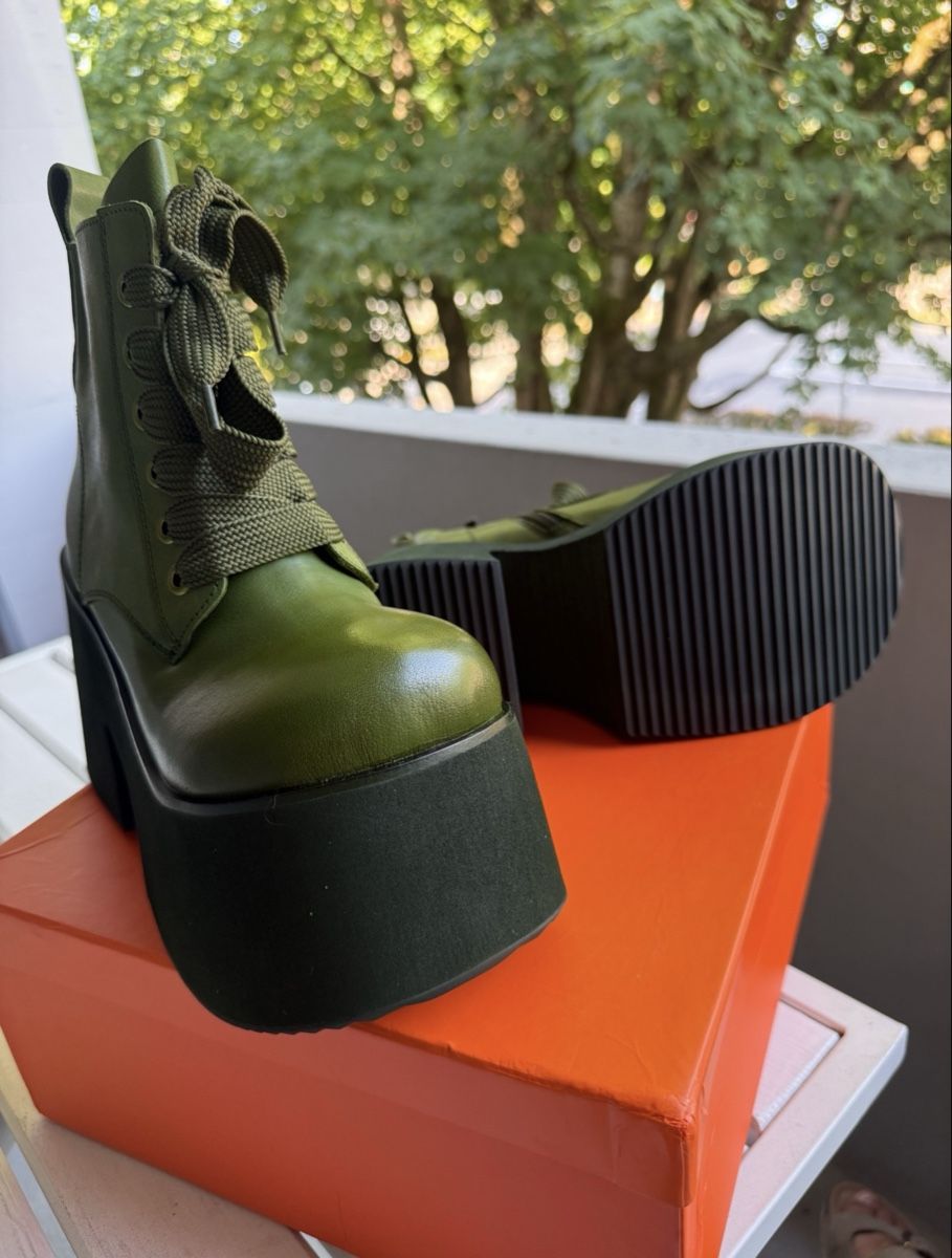 Scarpe da donna: GRÜNE PLATEAU-BOOTS 38 – Nuovo e nell'imballaggio originale da Regensdorf venduto da Sirodtpycpvu 2