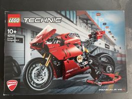 LEGO Technic 42107 Ducati Panigale V4 R – COMPLET + boîte + 