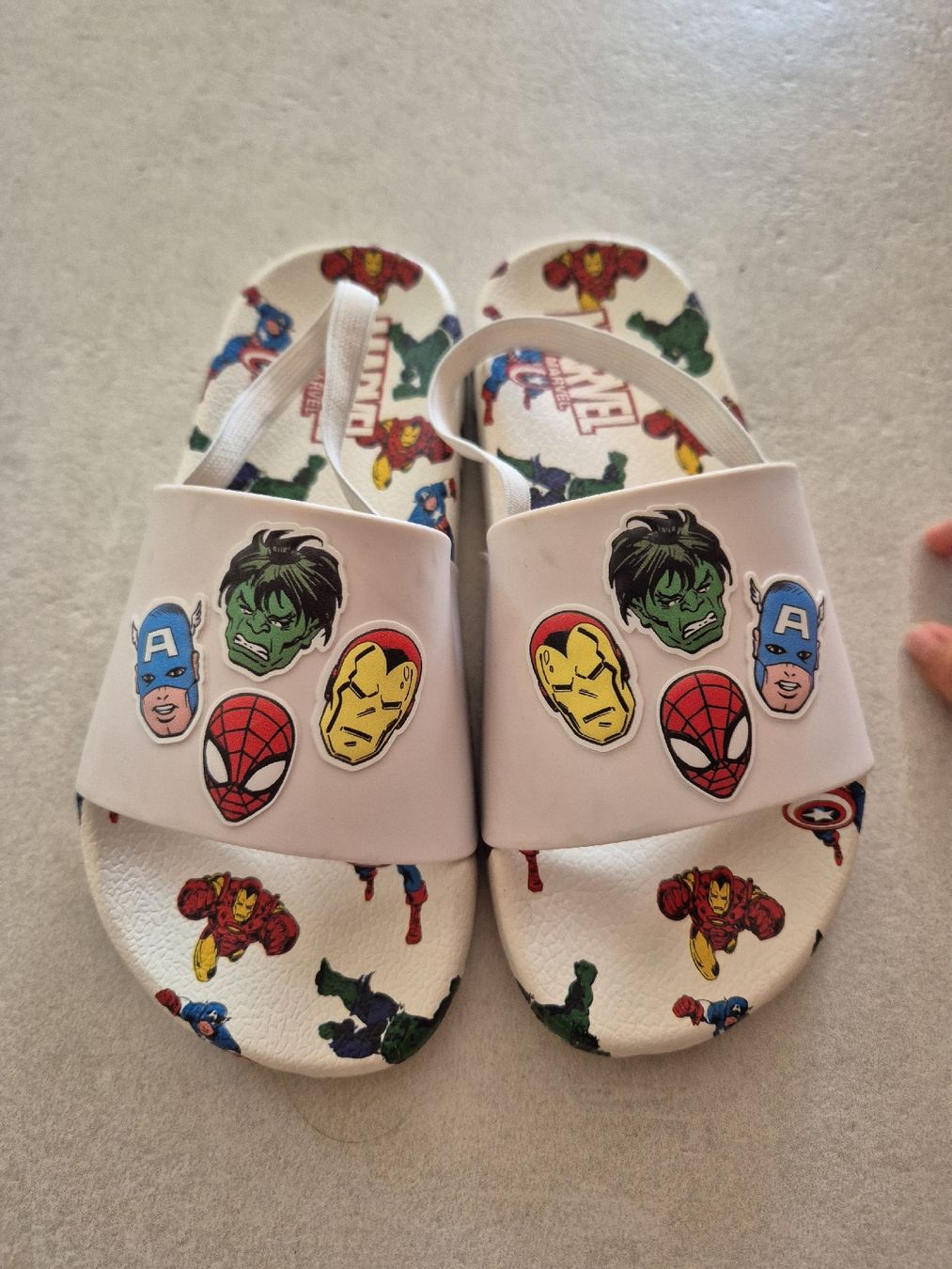 Flippers: Claquettes enfant Marvel – D'occasion à La Chaux-de-Fonds par luc_88zy
