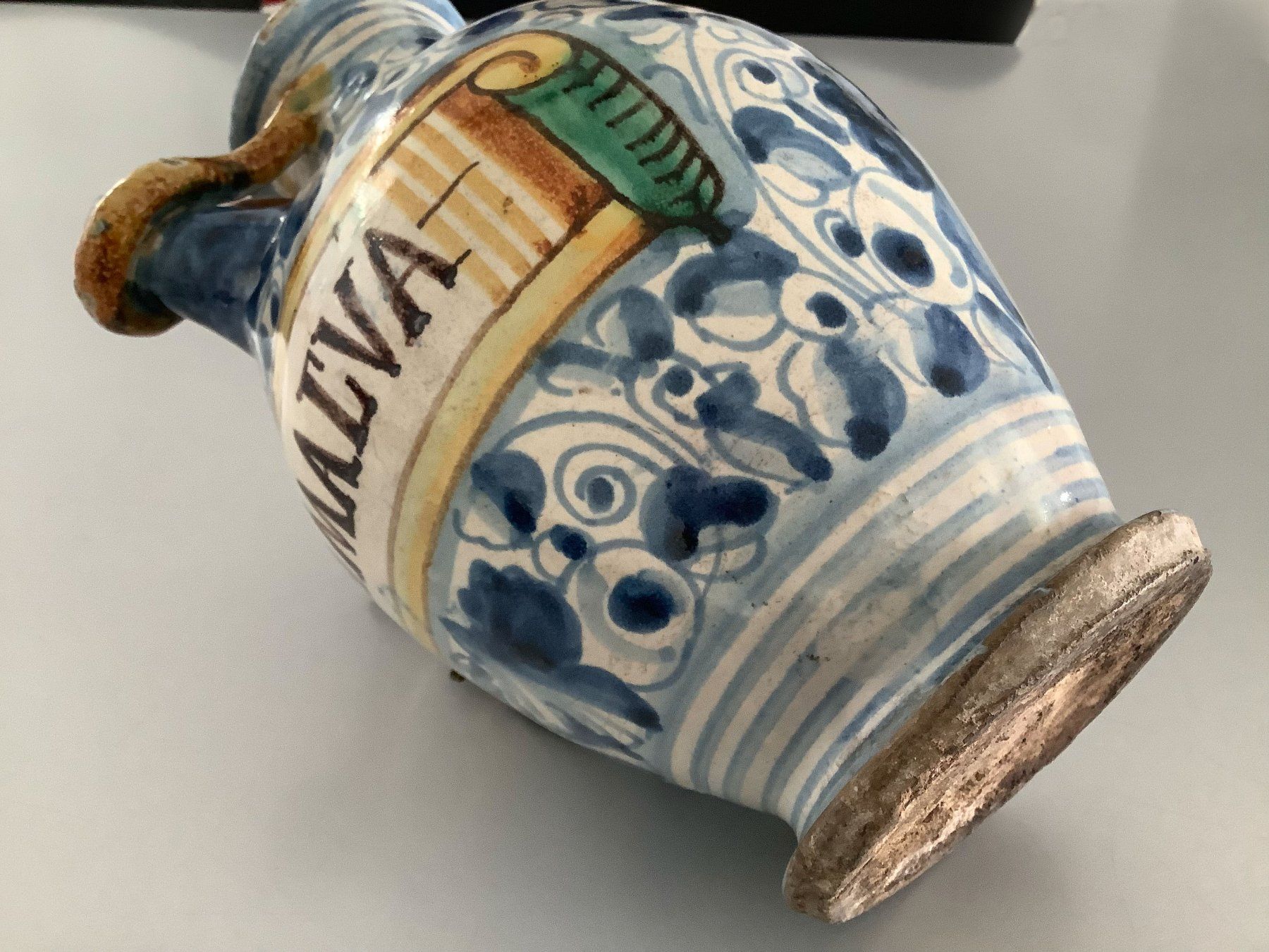 Caraffe: Florentinischer Keramik-Wasserkrug, handbemalt – Usato da Horw venduto da bgr2000 4