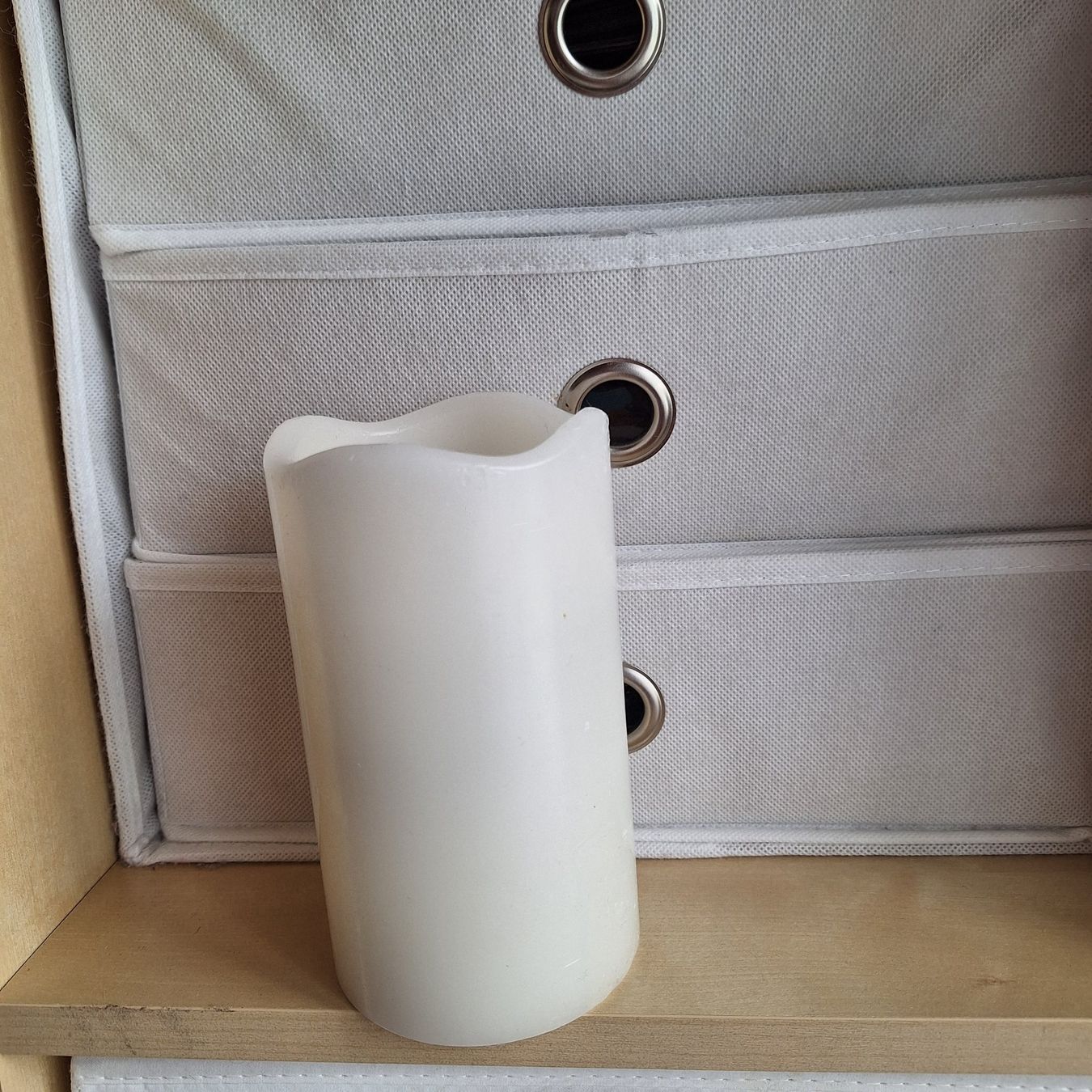 Lampes: Echtwachs Lampe mit wechselndem Lichteffekt – D'occasion à Hettenschwil par Schneuggi2 5