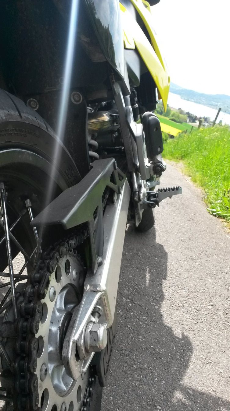 KTM Route: KTM 640 LC4 E Prestige Supermoto GELB – D'occasion à Felben-Wellhausen par yellow-640 8