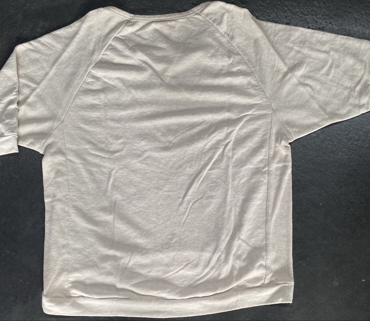 Pullover & Sweatshirts: Minimum "Patty Sweat" Beige, Grösse S Top! – Gebraucht aus Chur von simhofstr 5